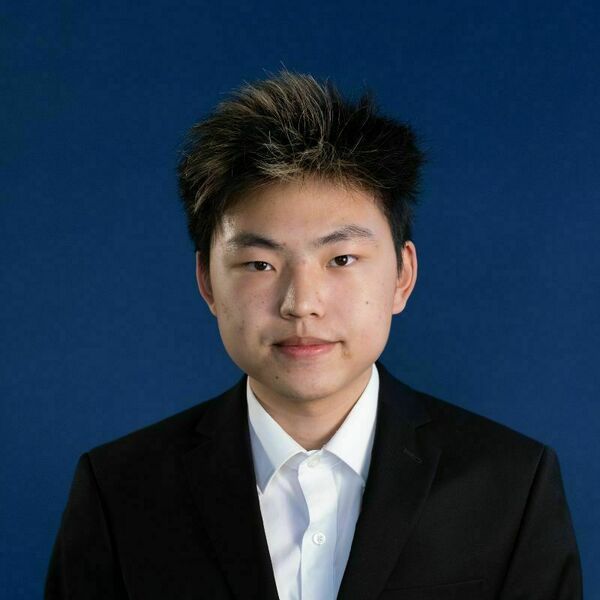 Michael Zang headshot